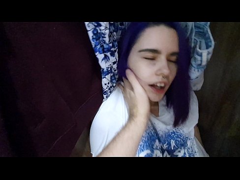 ❤️ Fûn myn suster yn 'e kast en holp har cum ️❌ Anale fideo op fy.pornodil.ru
